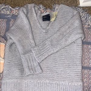 American Eagle sweater